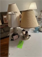 4 small lamps