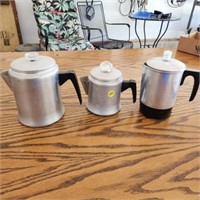 2 Small Coffe Pots 1 electric with cords