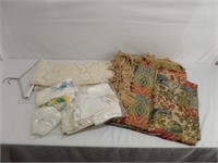Lot of Doilies & Tableclothes