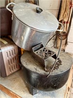 Dutch Oven / Stock Pot / Cast Iron Matchbox Holder