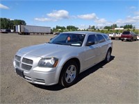 2005 Dodge Magnum SXT 4D Sedan