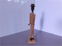 Sculpture de bois personnage masculin