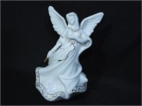 K's Collection Angel Figurine