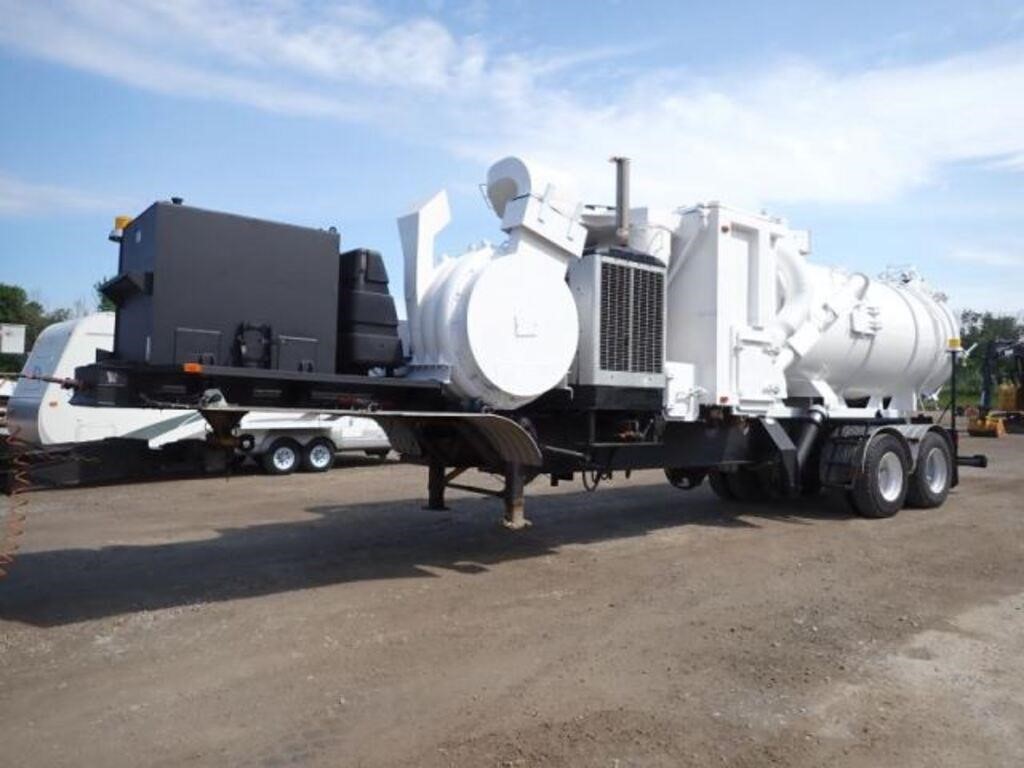 1998 Hydra Dyne Self Contained T/A Vac Trailer HYD