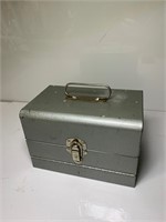 VINTAGE TOOL BOX & CONTENTS