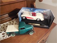 (2) 1:18 Scale Die Cast, Chevy Corvette & Ford V8