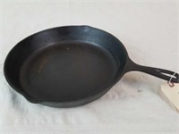 11in Large Cast Iron Skillet