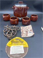 1950s Vtg West Bend electric Bean pot 4 bowls