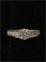 STERLING FASHION RING WITH SMALL CZS