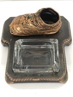 L.E. Mason vintage bronze baby shoe ashtray stand