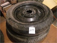 LOT OF 2 TIRES, 1 TEMPORARY SPARE T145/80 D16