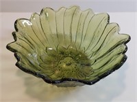Green Glass Lily Pons Flower Bowl
