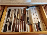 Contents of Cutlery Drawer