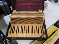 Vintage M Hohner Virtuoso Accordion in Case