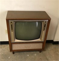 Mid Century Admiral TV