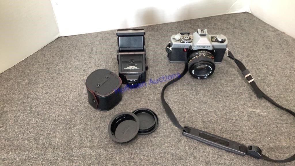 Minolta XG-1 35 mm camera