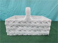 11x7x7 ceramic white basket