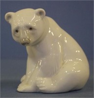 Lladro polar bear figurine