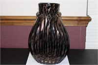 An Art Glass Vase