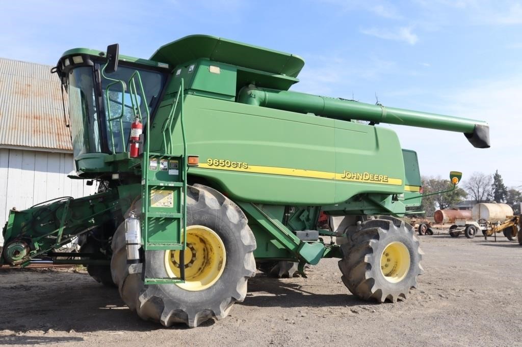 (1 of 2) JD 9650 CTS Harvesters on Rubber