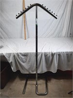 Clothing hanger rack with adjustable heights