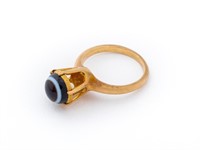 Victorian 14K Yellow Gold Agate Ring