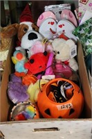 ASSORTED COLLECTIBLES - STUFFED ANIMALS
