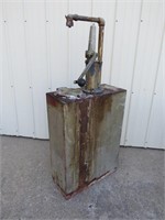 Skelly Oil Hand Pump Dispenser