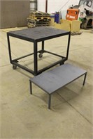 ROLLING WORKCART ON CASTERS AND WORKBENCH