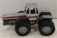 White 4-210 4wd w/Duals Red Stripe