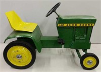 JD Lawn & Garden Pedal Tractor Restored