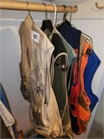 LOT OF SEVERAL HUNTING VESTS- XL