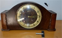 Vtg Kaiser Chiming Mantel Clock w Key