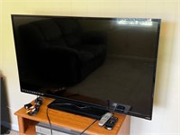 50” Vizio smart flat screen tv and remote