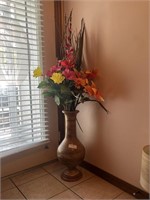 Floor vase with granite design with flowers 5' ove