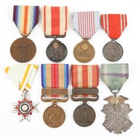 WWI - WWII JAPANESE MEDALS LOT OF 8