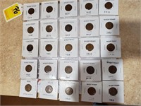 Display of Wheat Pennies - various dates (25)