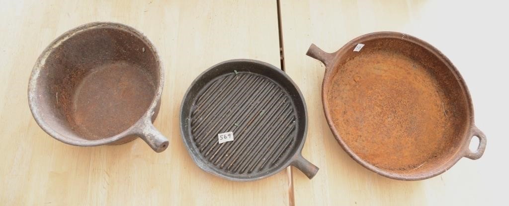 TAIWAN CAST IRON PANS