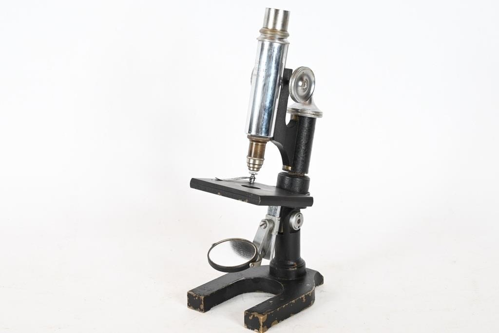 Antique Ernest Leitz Wetzlar Microscope No. 97361