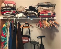 X - EVERYTHING IN THE CLOSET (B37)