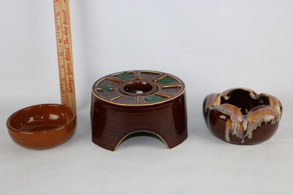 Red Wing Pottery Warmer Stand & 2 Bowls