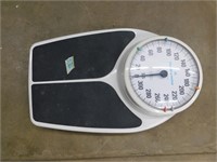 HEALTH O METER SCALE