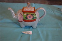 Gold Castle Elephant Teapot