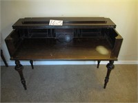 Wooden (secretary) desk