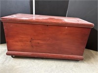 Wood chest on casters