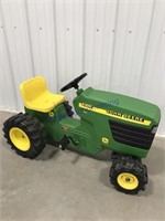 John Deere 4300 pedal tractor