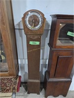 Vintage oak grandmothers case clock