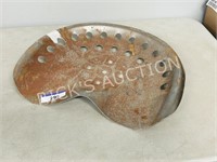 metal tractor seat - 17.5" wide