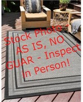 Indoor/outdoor area rug 9x12