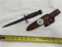 CASE KNIFE - 6 1/4” KNIFE W/ SCABBARD